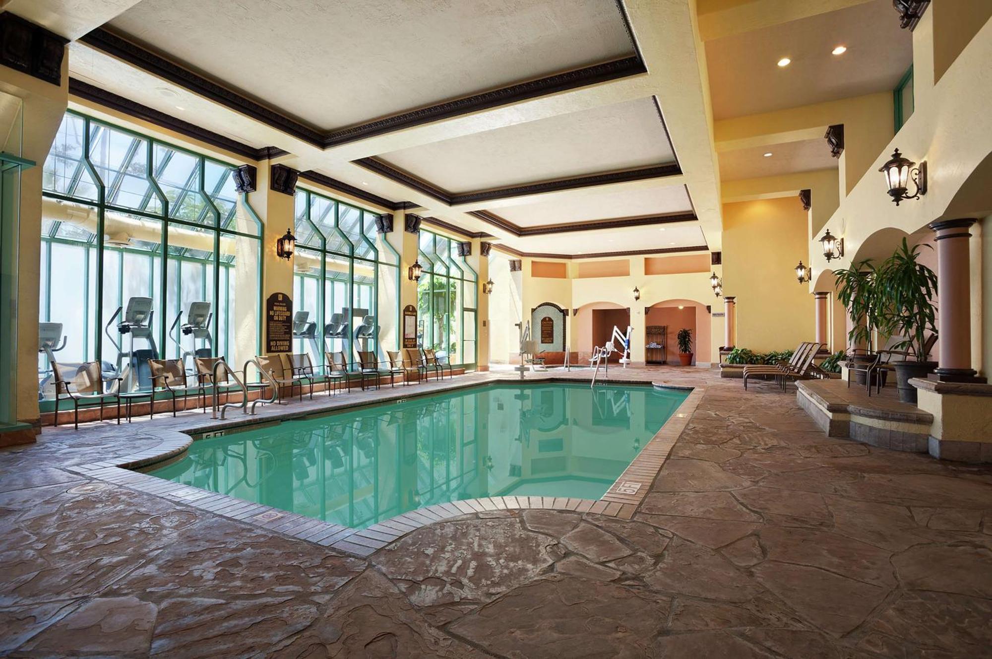 Embassy Suites By Hilton Santa Ana Orange County Airport Dış mekan fotoğraf