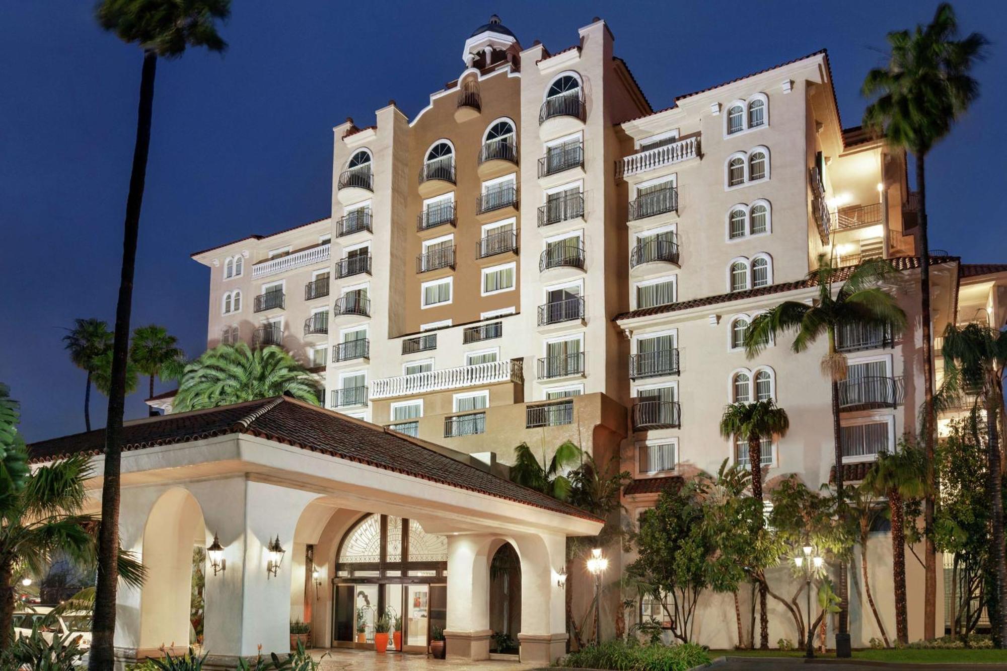 Embassy Suites By Hilton Santa Ana Orange County Airport Dış mekan fotoğraf