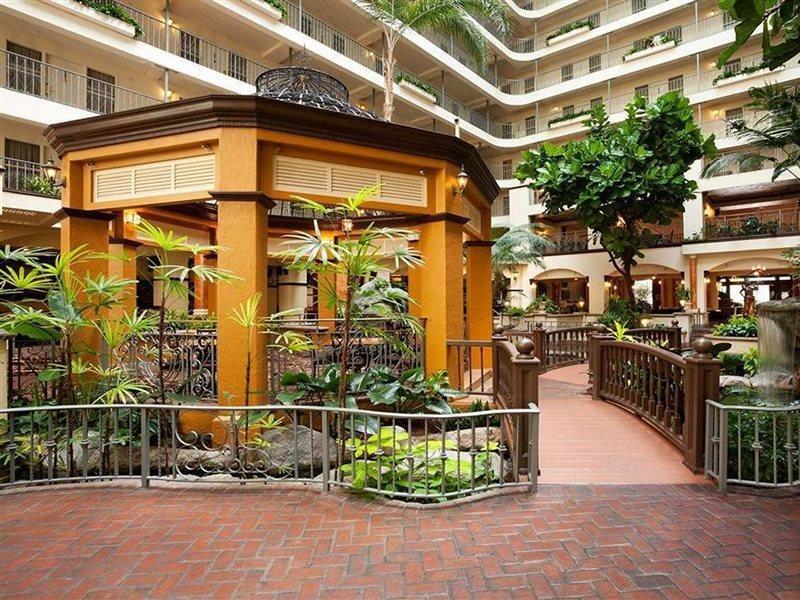 Embassy Suites By Hilton Santa Ana Orange County Airport Dış mekan fotoğraf