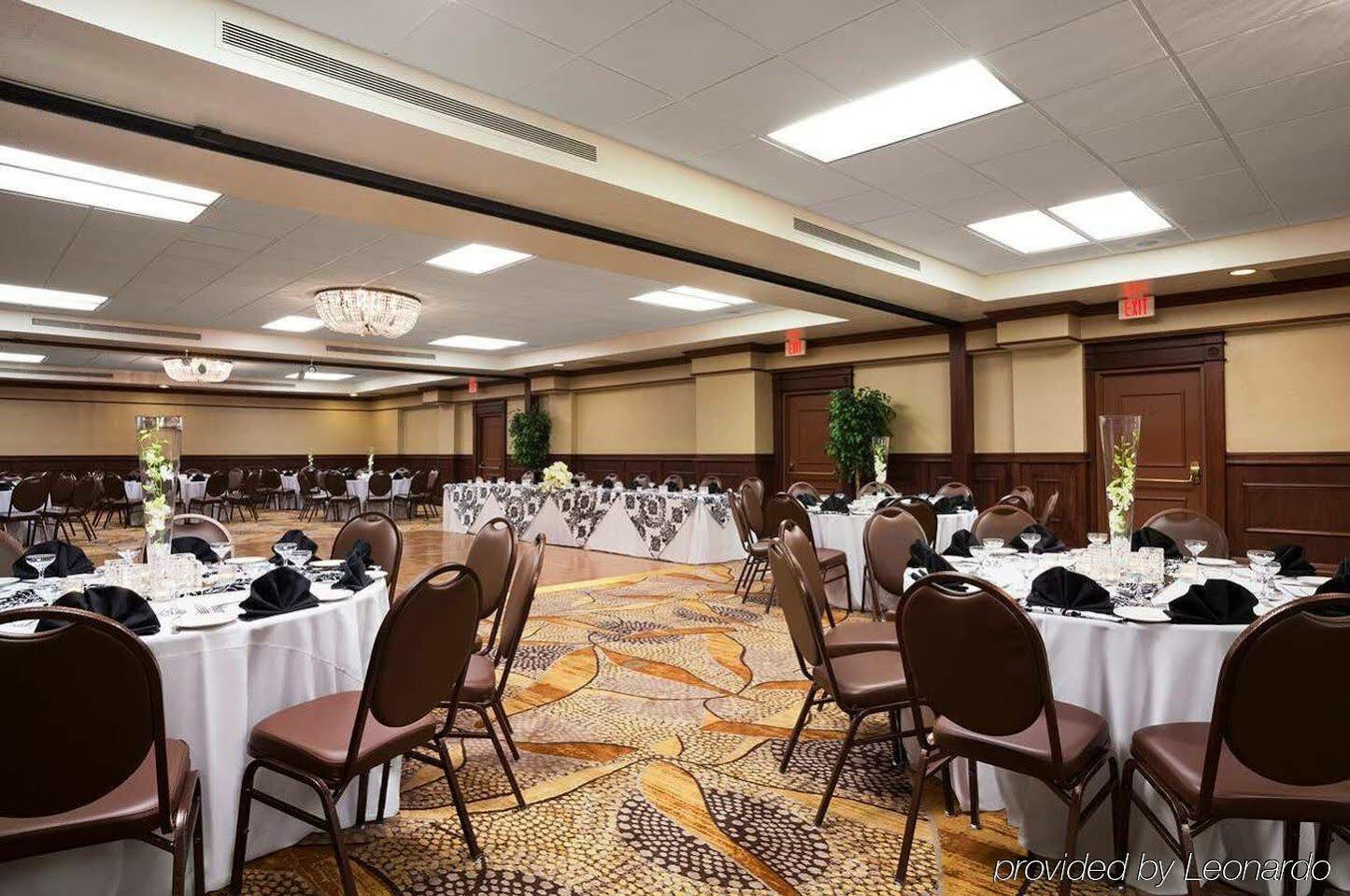 Embassy Suites By Hilton Santa Ana Orange County Airport Dış mekan fotoğraf